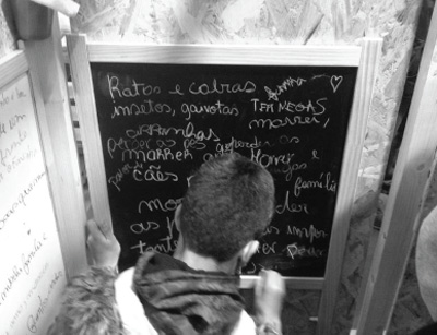 Figure 2. A visitor writing about fears. Bahia, S., Nogueira, J. (2019). The Importance of Communicating Psychological Concepts in Educational Contexts: a Portuguese Exhibition. Psychology in Russia: State of the Art, 12(4), 118–134.